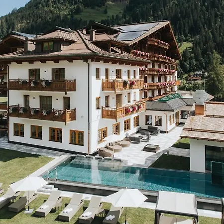 Tauernhof 4*
