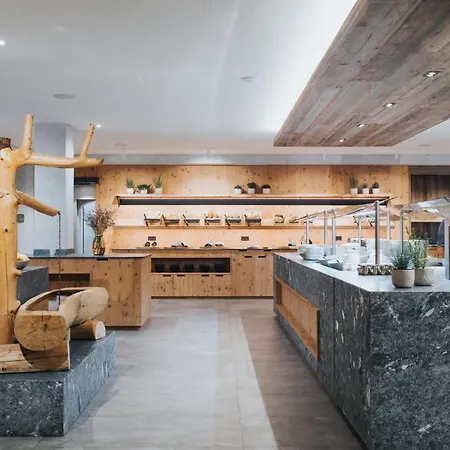 Tauernhof Hotel 4*