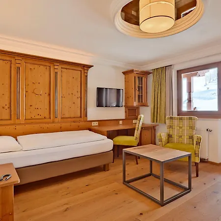 Tauernhof Hotel