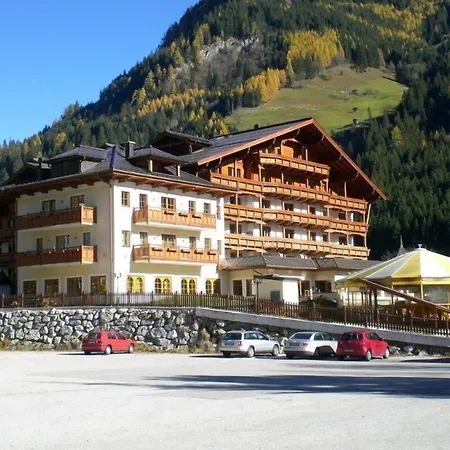 Tauernhof Hotell 4*