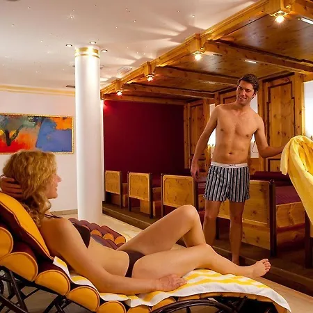 酒店 Tauernhof 格罗萨尔