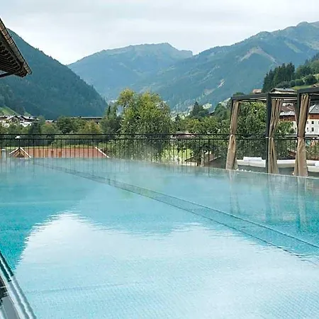 Tauernhof 4*