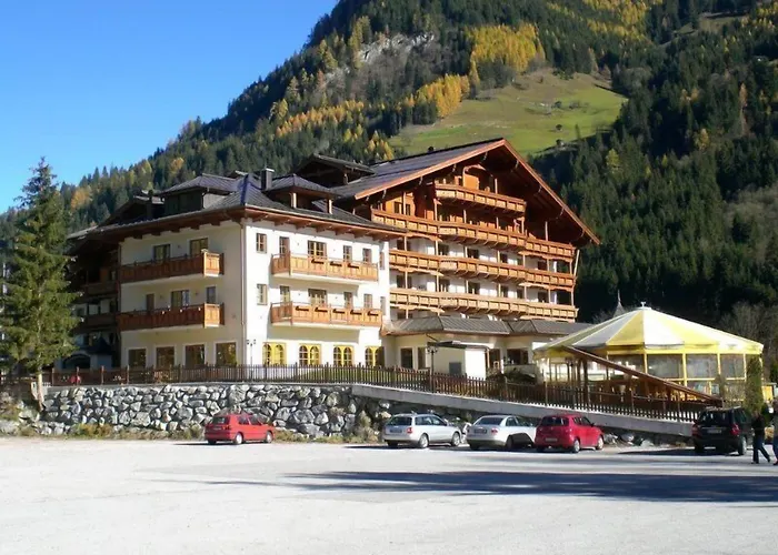 Tauernhof Hotel 4*